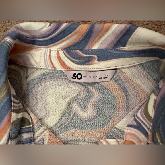 SO Women’s Juniors Marble Swirl Button Down Cinched Blouse Crop Top Size XL - Picture 8 of 14